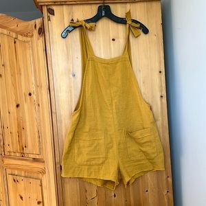 NWOT Billabong | Shortalls | Yellow | Small